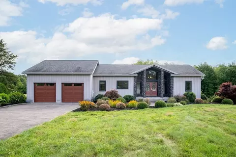 232 Munsing St, Ludlow, MA 01056