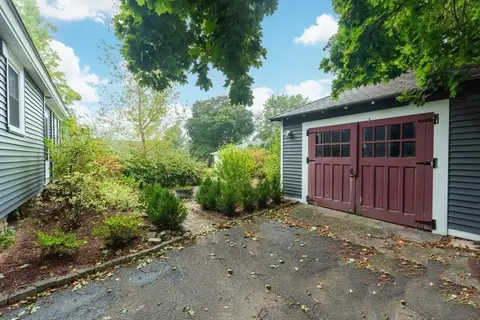 49 Brattle St, Worcester, MA 01606 photo 30