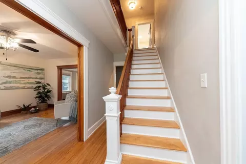 49 Brattle St, Worcester, MA 01606 photo 4