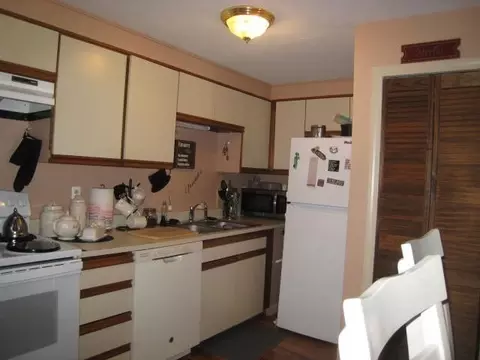 11 Gibbs St #D-58, Worcester, MA 01607 photo 6