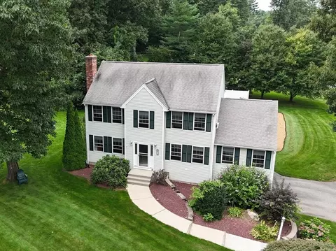 7 Tobin Dr, Dudley, MA 01571