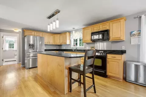 7 Tobin Dr, Dudley, MA 01571 photo 10