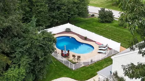 7 Tobin Dr, Dudley, MA 01571 photo 34