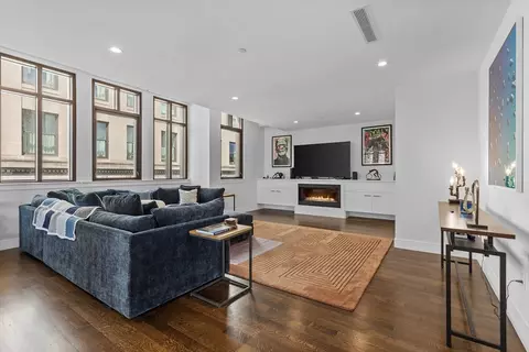 108-110 Arlington St #PH, Boston, MA 02116