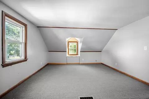 Bedroom - 216 Windemere St, Springfield, MA 01104 photo 9 of 10