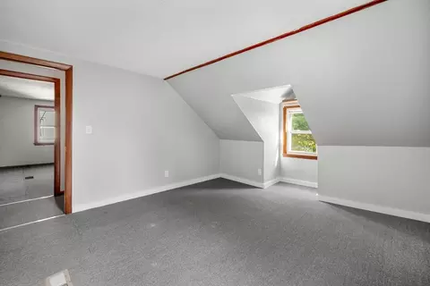 Bedroom - 216 Windemere St, Springfield, MA 01104 photo 5 of 10