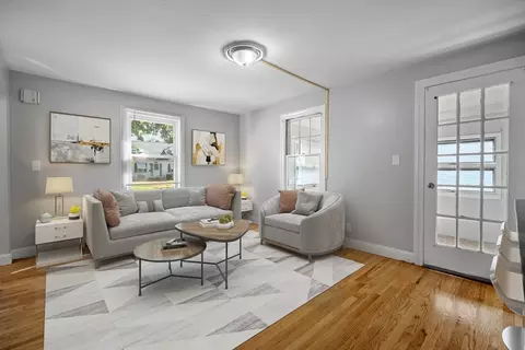 Living - 216 Windemere St, Springfield, MA 01104 photo 2 of 4