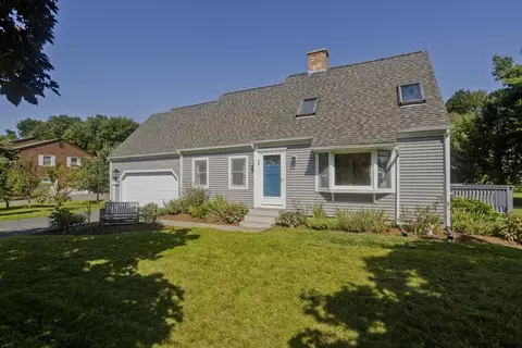 30 Westview Dr, Belchertown, MA 01007