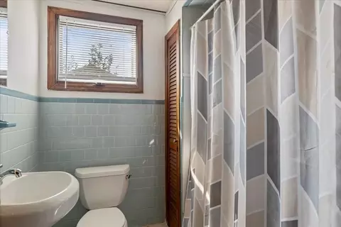 Bath - 64 Eddy St, Fall River, MA 02723 photo 1 of 2