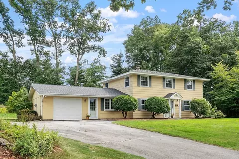 8 Ansie Rd, Chelmsford, MA 01824