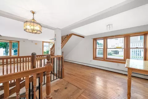 Living - 3 Colonial St, Gloucester, MA 01930 photo 4 of 9