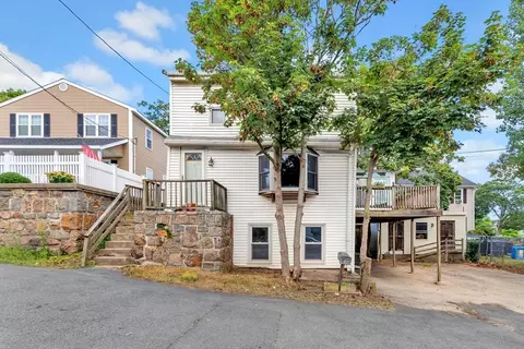 Exterior - 3 Colonial St, Gloucester, MA 01930 photo 3 of 8
