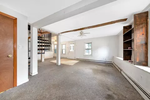 Living - 3 Colonial St, Gloucester, MA 01930 photo 7 of 9