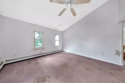 Bedroom - 3 Colonial St, Gloucester, MA 01930 photo 3 of 6