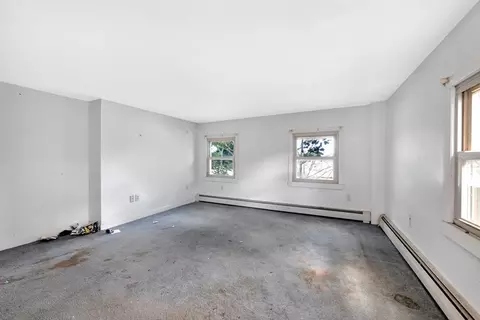 Bedroom - 3 Colonial St, Gloucester, MA 01930 photo 6 of 6