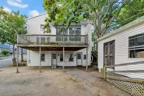 Exterior - 3 Colonial St, Gloucester, MA 01930 photo 4 of 8