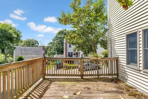 Exterior - 3 Colonial St, Gloucester, MA 01930 photo 5 of 8