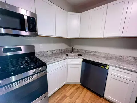 3636 N Main St #4, Fall River, MA 02720 photo 4