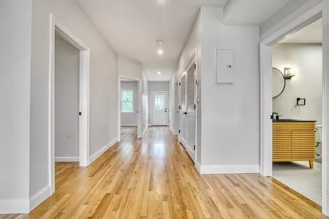 800 E Seventh #PH, Boston, MA 02127 photo 17