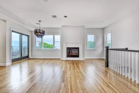 800 E Seventh #PH, Boston, MA 02127 photo 4