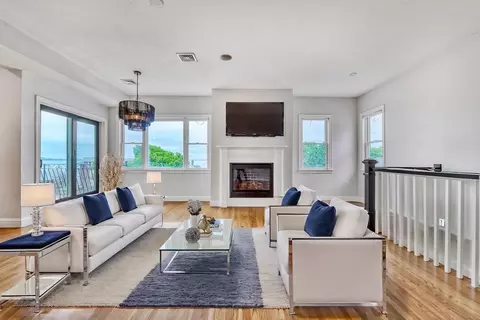 800 E Seventh #PH, Boston, MA 02127 photo 2