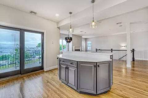 800 E Seventh #PH, Boston, MA 02127 photo 9