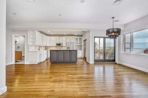 800 E Seventh #PH, Boston, MA 02127 photo 6