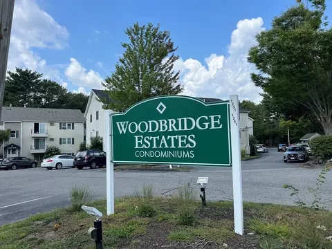 1261 Church St #82, New Bedford, MA 02745