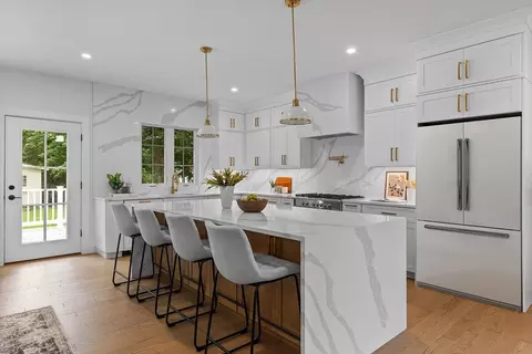 Kitchen - 33 Smith Rd, Hingham, MA 02043 photo 1 of 4