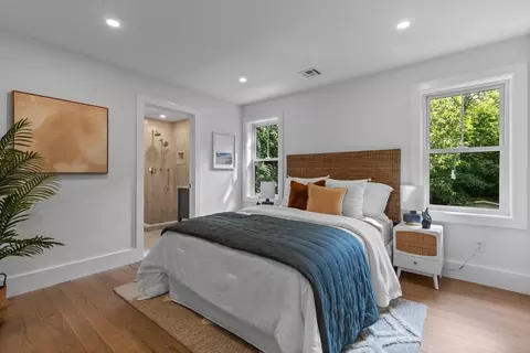 Bedroom - 33 Smith Rd, Hingham, MA 02043 photo 4 of 6