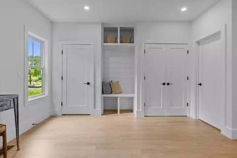 Entry Way - 33 Smith Rd, Hingham, MA 02043 photo 1 of 4