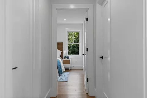 Entry Way - 33 Smith Rd, Hingham, MA 02043 photo 4 of 4