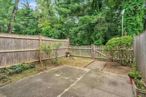 20 Smithfield Ct #20, Springfield, MA 01108 photo 37