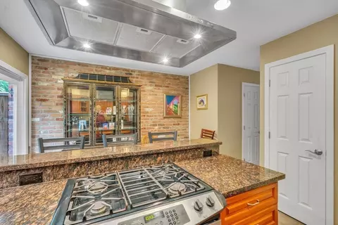 20 Smithfield Ct #20, Springfield, MA 01108 photo 8