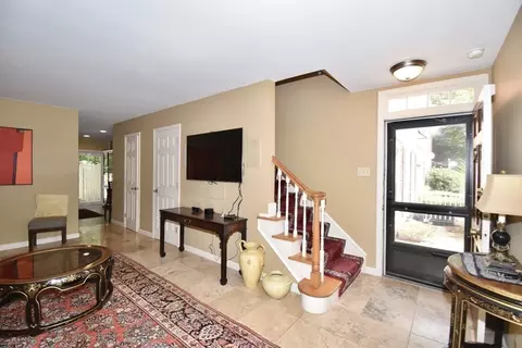 20 Smithfield Ct #20, Springfield, MA 01108 photo 14