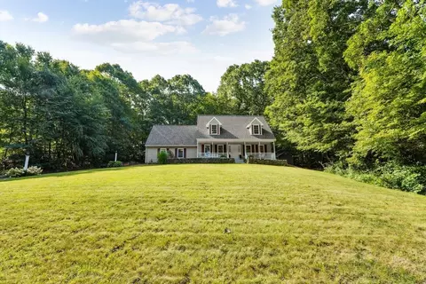 66 Dodge Rd, Sutton, MA 01590 photo 2