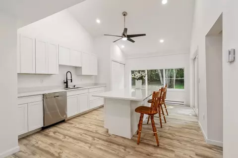 Other - 87 Vincent St, Springfield, MA 01129 photo 2 of 9