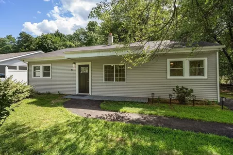 Exterior - 87 Vincent St, Springfield, MA 01129 photo 12 of 13