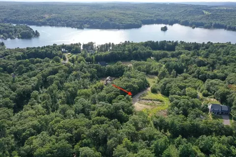 225 Manchaug Rd, Sutton, MA 01590