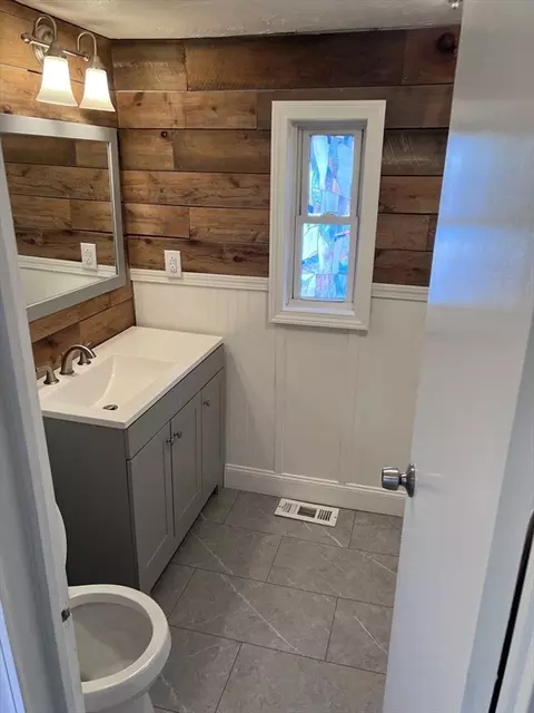 1032 N Main St #7, Killingly, CT 06241 photo 2