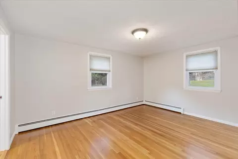 Bedroom - 25 Delaware Ave, Danvers, MA 01923 photo 5 of 5