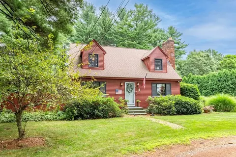 Exterior - 40 Mendon St, Upton, MA 01568 photo 8 of 12