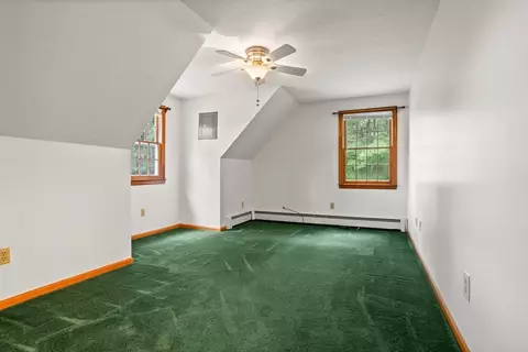Bedroom - 40 Mendon St, Upton, MA 01568 photo 5 of 7