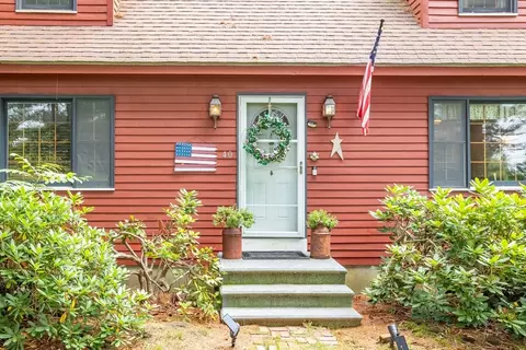 Exterior - 40 Mendon St, Upton, MA 01568 photo 11 of 12
