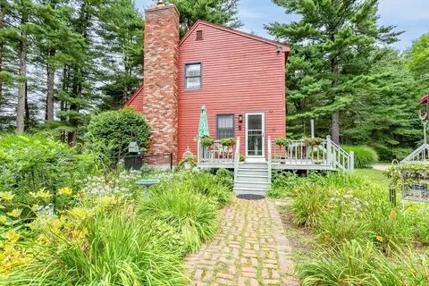 Exterior - 40 Mendon St, Upton, MA 01568 photo 10 of 12