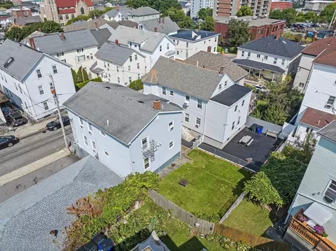 242 Washington St, Fall River, MA 02721 photo 5