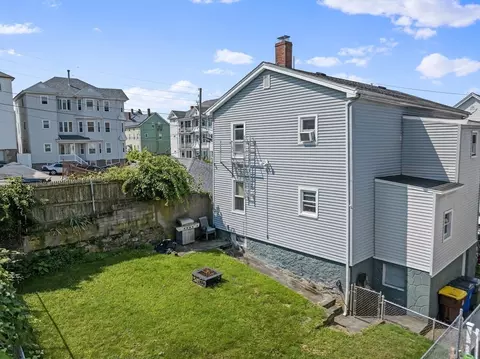 242 Washington St, Fall River, MA 02721 photo 7