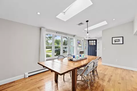 35 Ely Ave, Scituate, MA 02066 photo 4