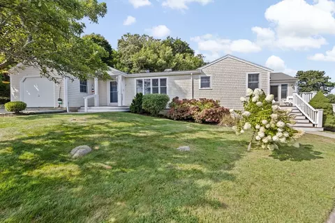 35 Ely Ave, Scituate, MA 02066 photo 2