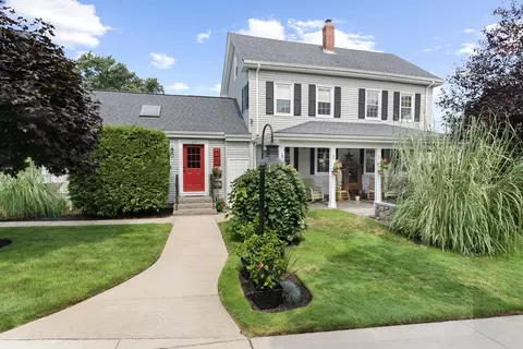 17 Houghton St, Woburn, MA 01801